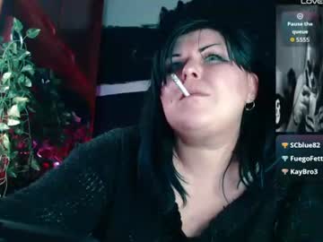 OlivePsy Serbian speaking webcam model