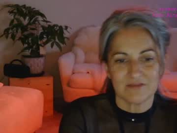Rose_Paradise Natural webcam from France