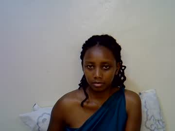 trixiepixy Natural webcam from Kenya